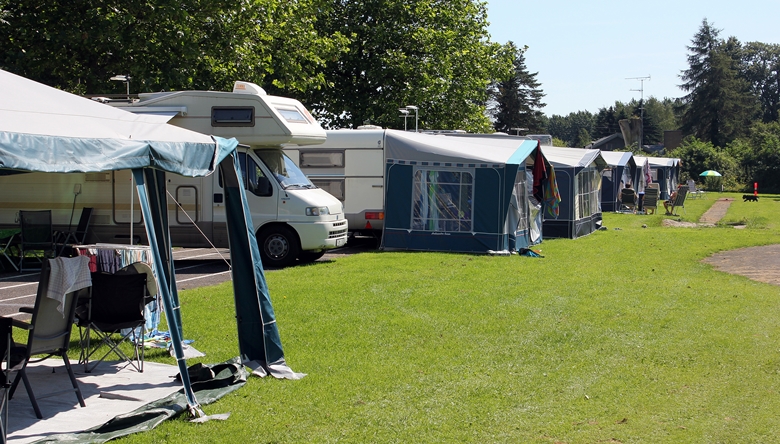 camp_001.JPG